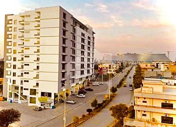 Atrium High Suite 2Bed Family Apartment Near Giga Mall 伊斯兰堡 外观 照片